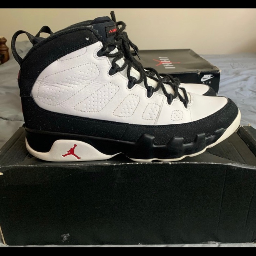 Jordan 9 space jam 2016